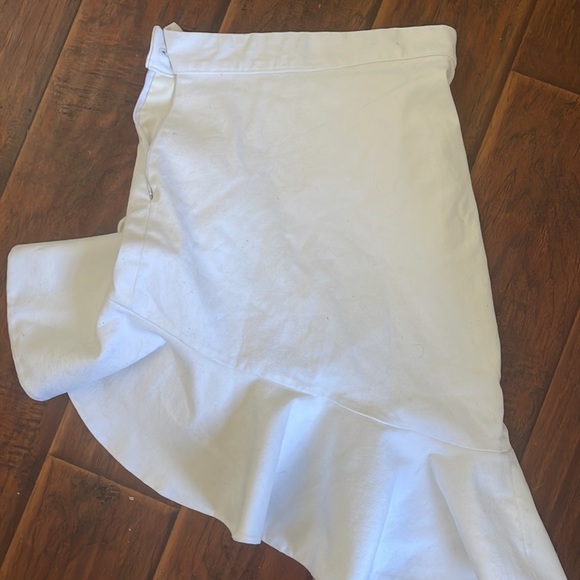 Venezuelan designer skirt. Brand: Carol Ginter - Picture 3 of 4